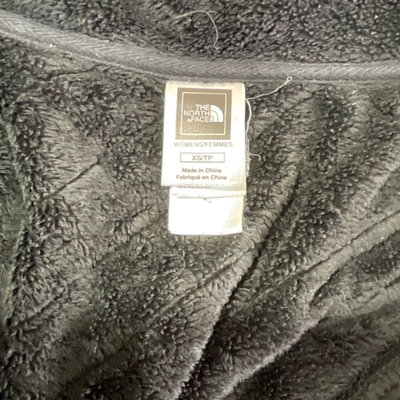 The North Face Black Quilted Faux Fur Lined Zip Up Coat sz Xtra Small - Picture 9 of 9